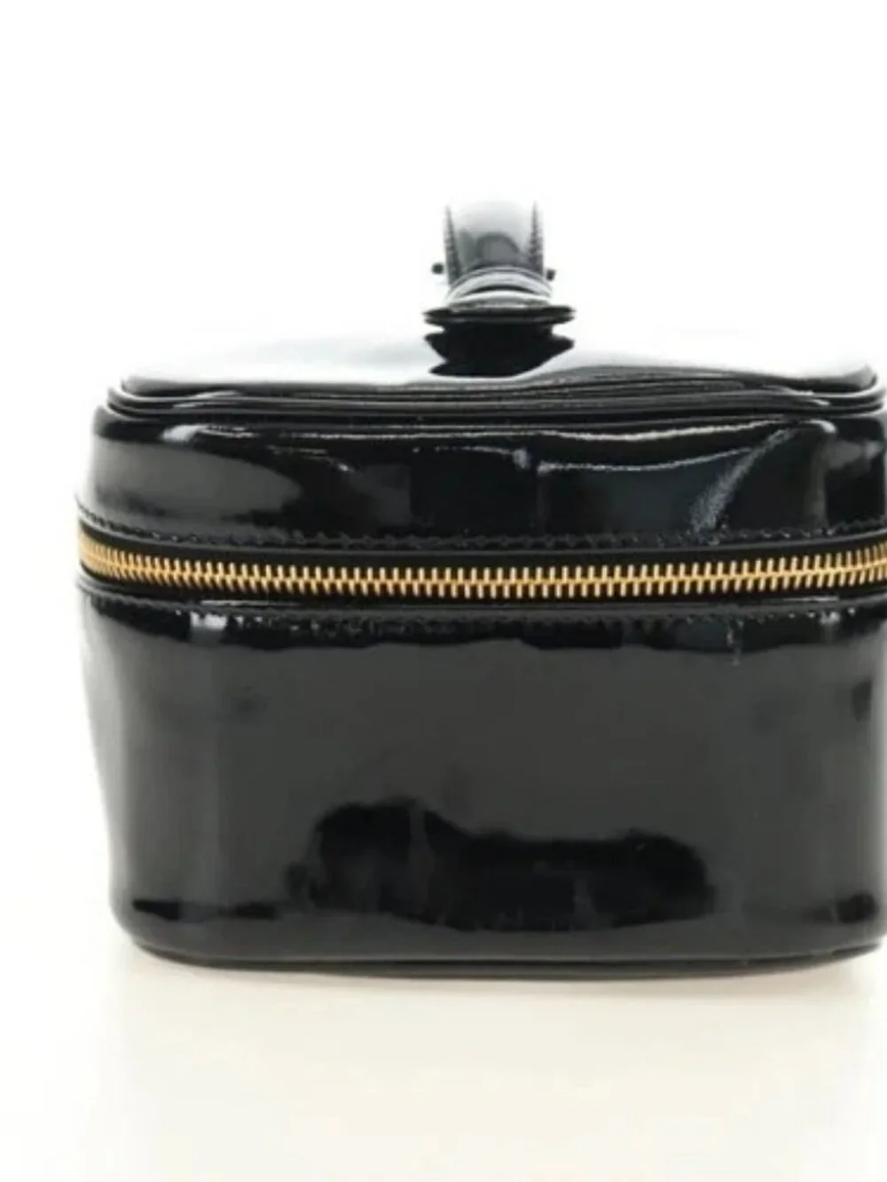 CHANEL Vanity Pouch Patent leather Black Gold CC Auth 136084